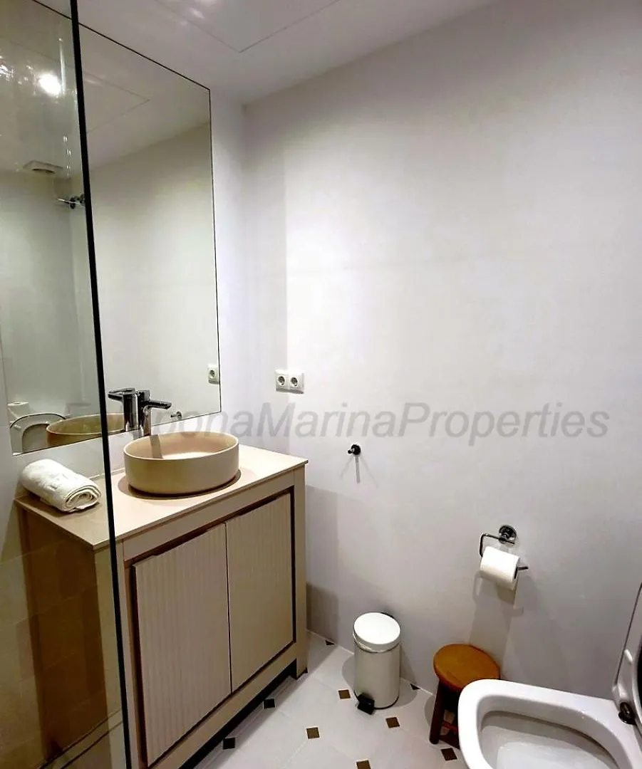 Emp 21, Large South Facing Duplex Apartment Estepona