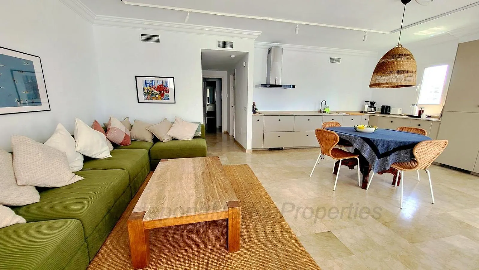 Emp 21, Large South Facing Duplex Apartment Estepona