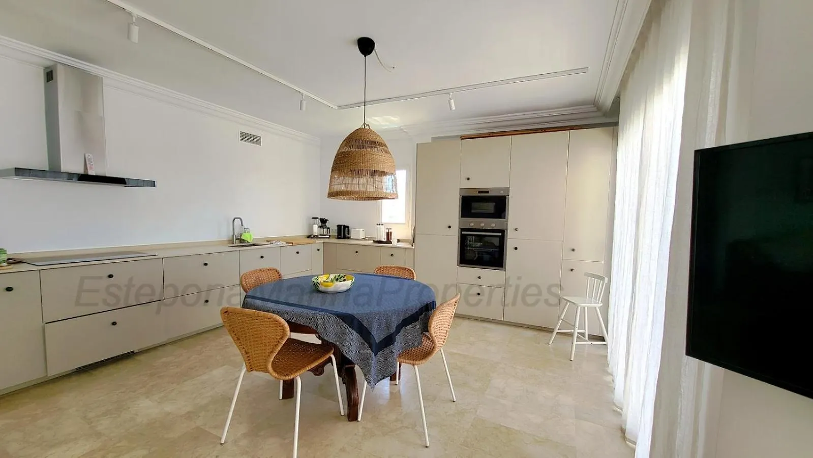 Apartmán Emp 21, Large South Facing Duplex Estepona